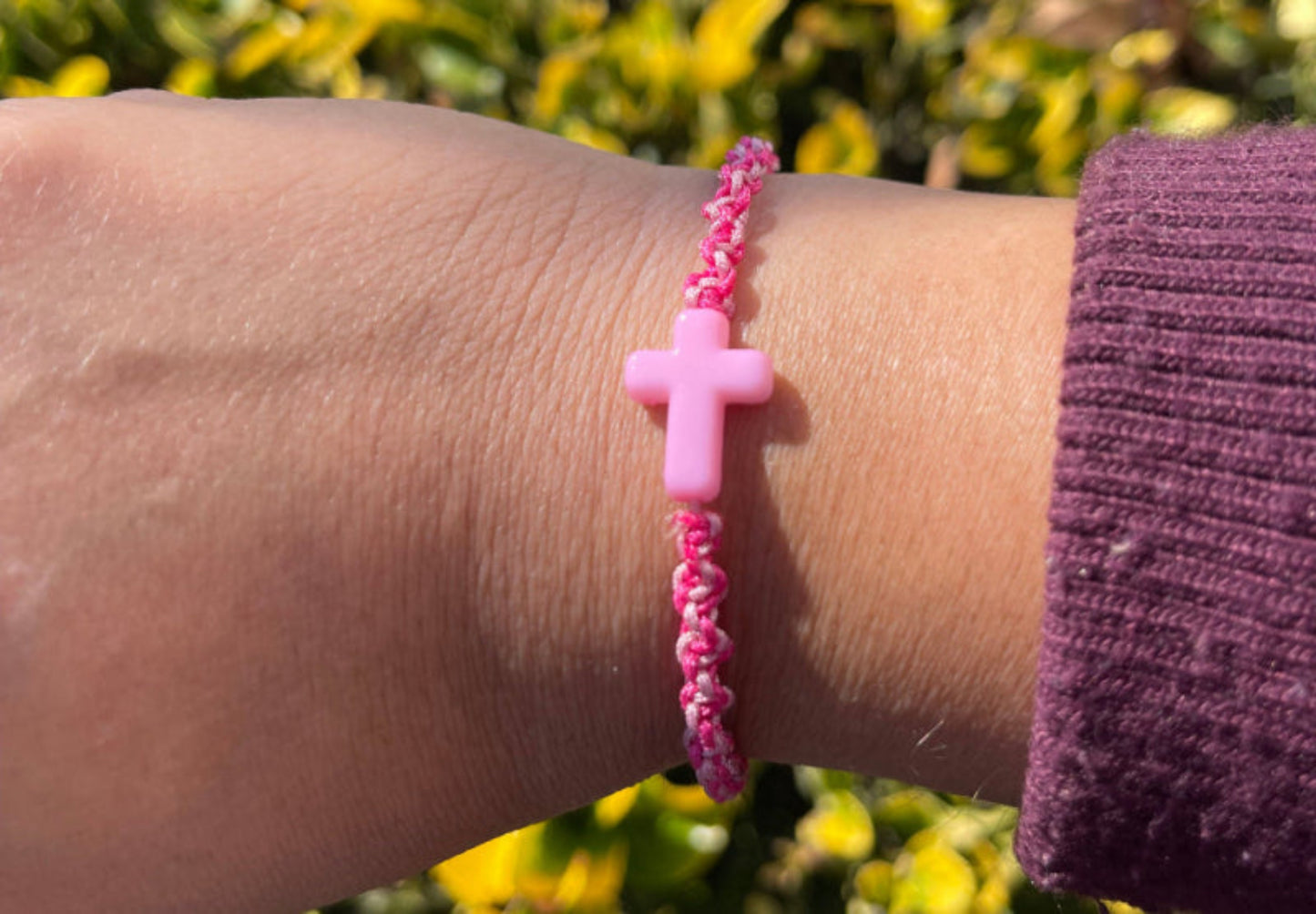 Cross spiral adjustable bracelet