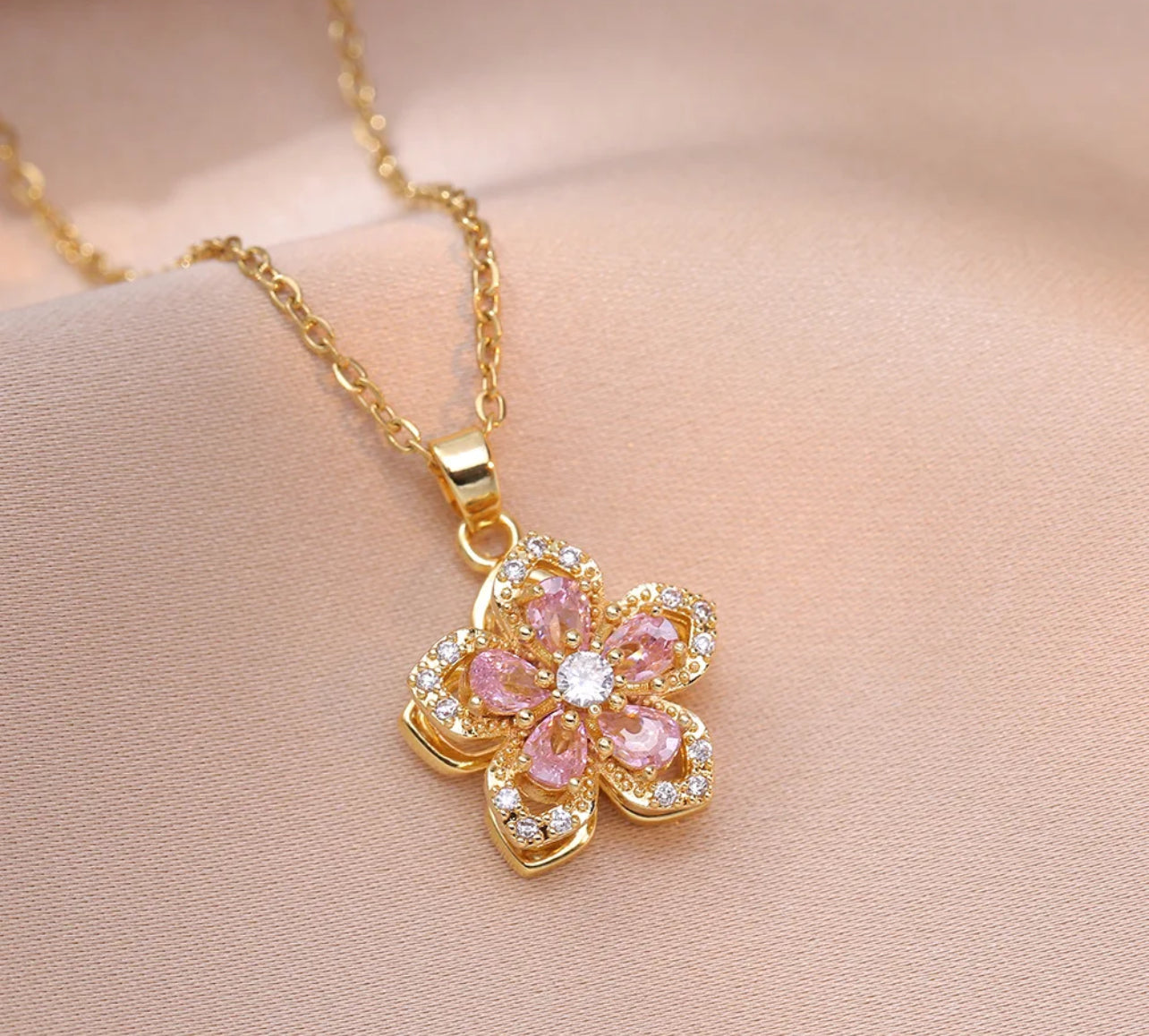 Flower Fidget spinner necklace