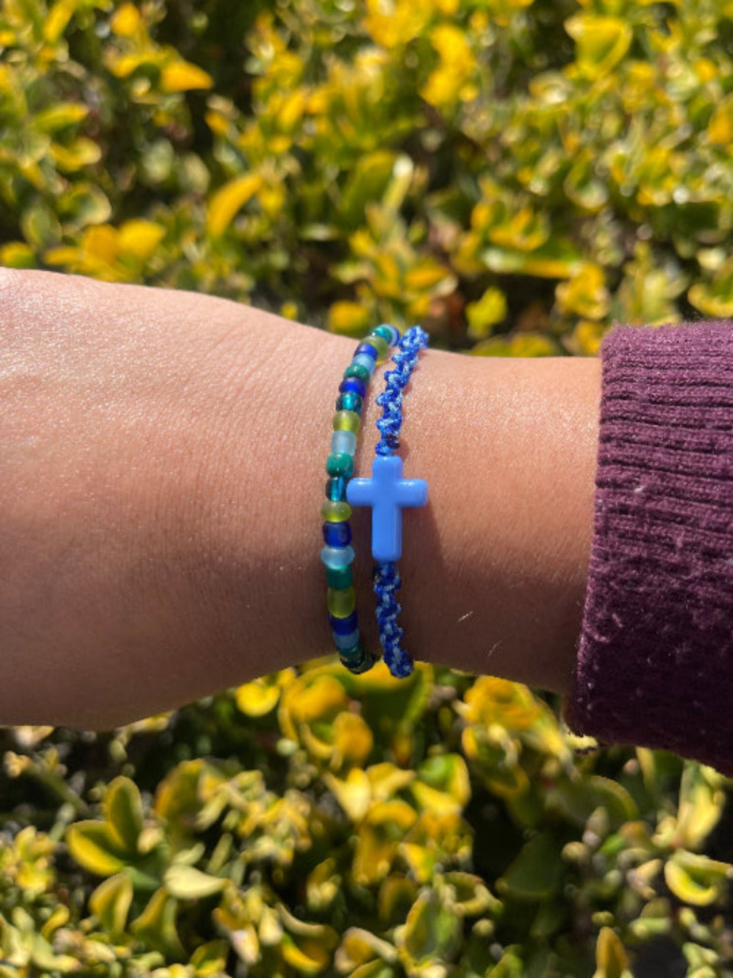 Cross spiral adjustable bracelet