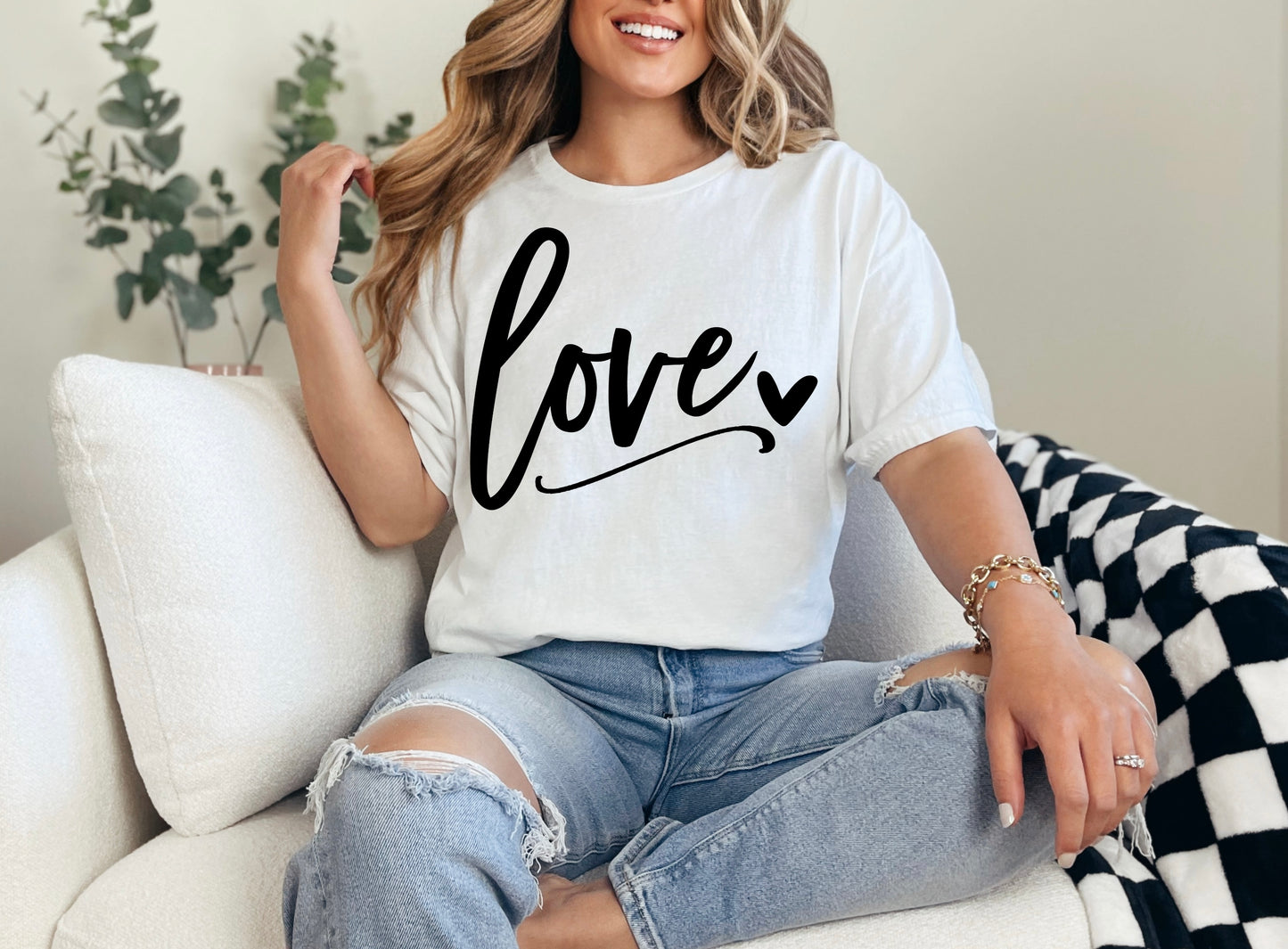 Love Valentine’s Day Shirt